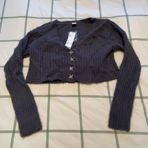 NWT Urban Outfitters crop top sweater with big buttons